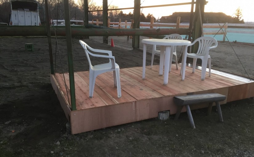 愛知県豊田市の乗馬クラブの日々、休憩所の工事を行いました。